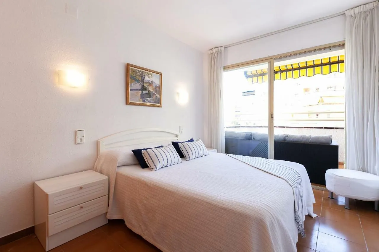 Uhc Jerez Cordoba Sevilla Apartments Salou Spain